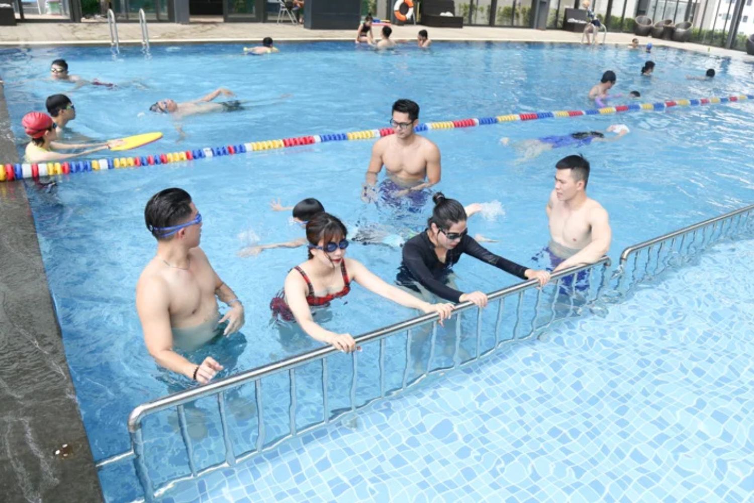 Bơi lội và sức khỏe tâm lý: Giảm căng thẳng, lo âu hiệu quả