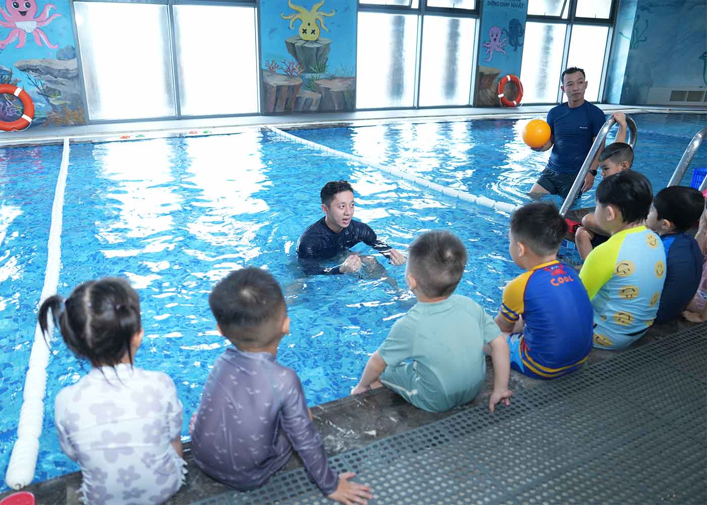 Nội dung khóa học bơi sinh tồn tại Octopool