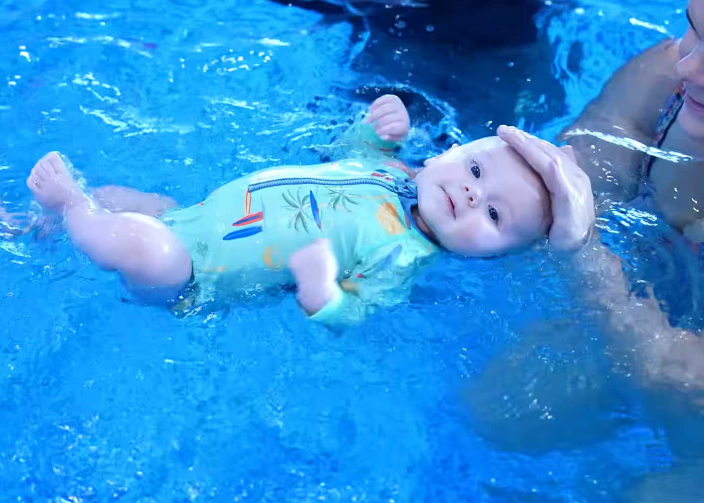 Lớp dạy bơi cho bé 1 tuổi tại Octopool