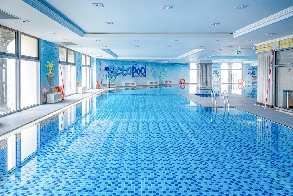 Bể bơi trong nhà octopool