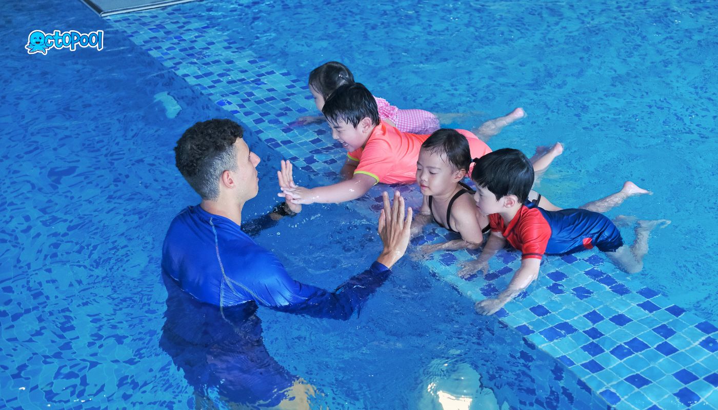 Swimming School Octopool – American-Standard Survival Lessons for Kids