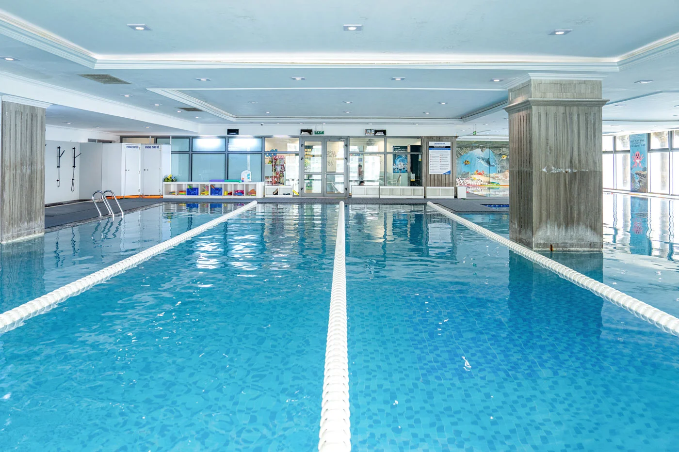 Không gian hồ bơi Octopool