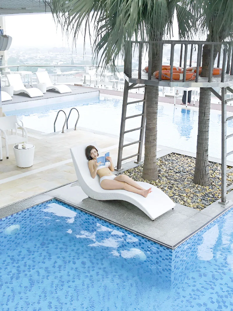 Rooftop Pool 1