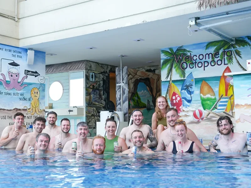Pool party Octopool Tây Hồ
